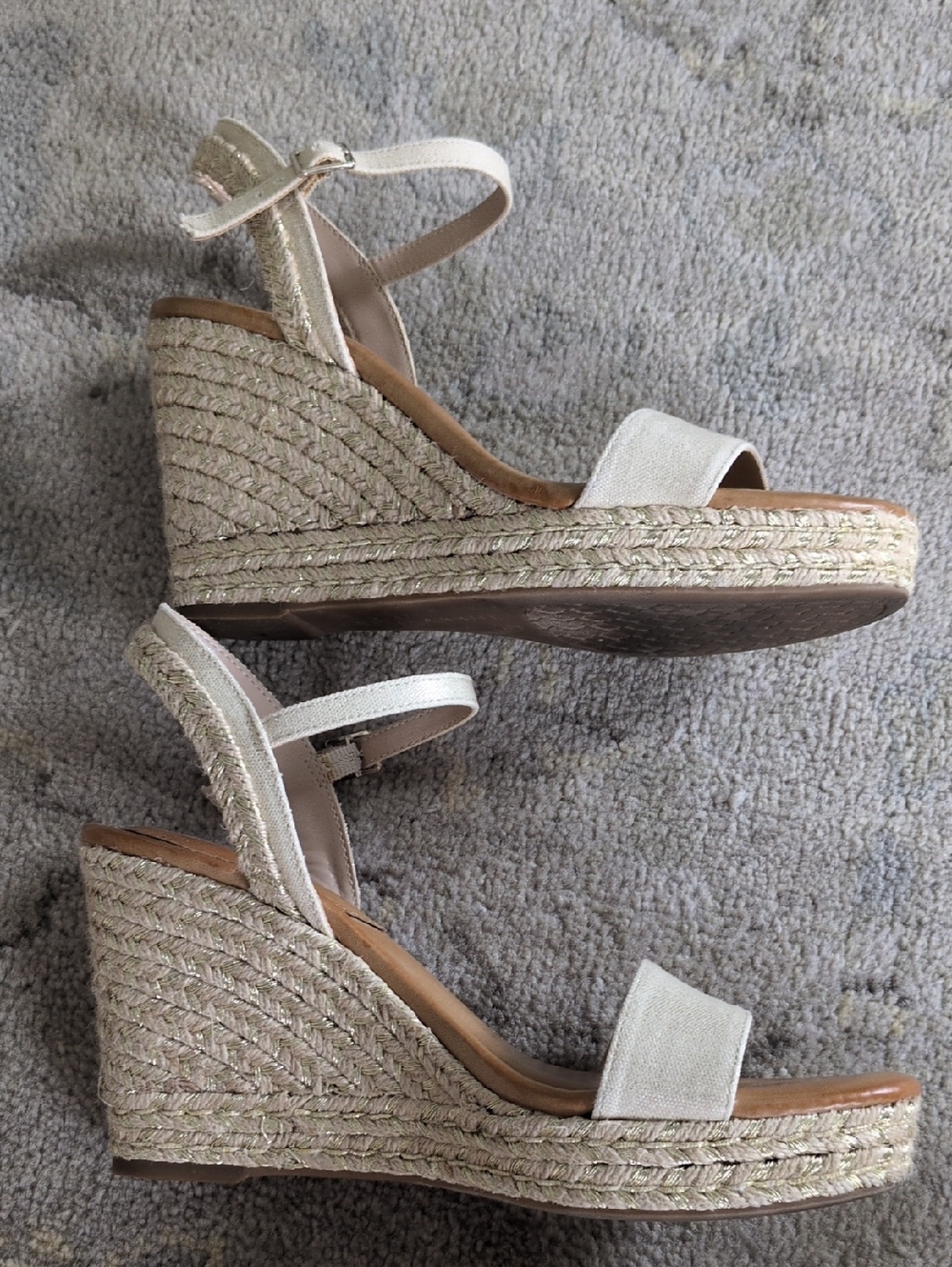 Women's Espadrille Gold Woven Wedge Sandals - Picture 5 of 10